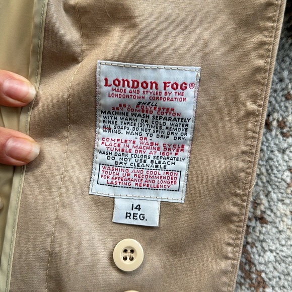 Vintage London Fog Belted Trench Coat Tan 14 - Picture 5 of 6